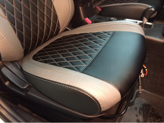 Авточехлы на Mitsubishi Outlander 3