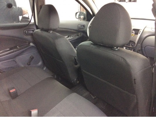Авточехлы на Nissan Almera N16