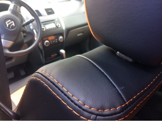 Авточехлы на Suzuki SX4 Авточехлы на Suzuki SX4