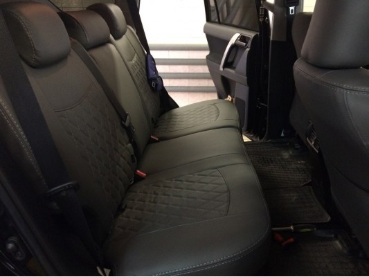 Авточехлы на Toyota Land Cruiser Prado 150